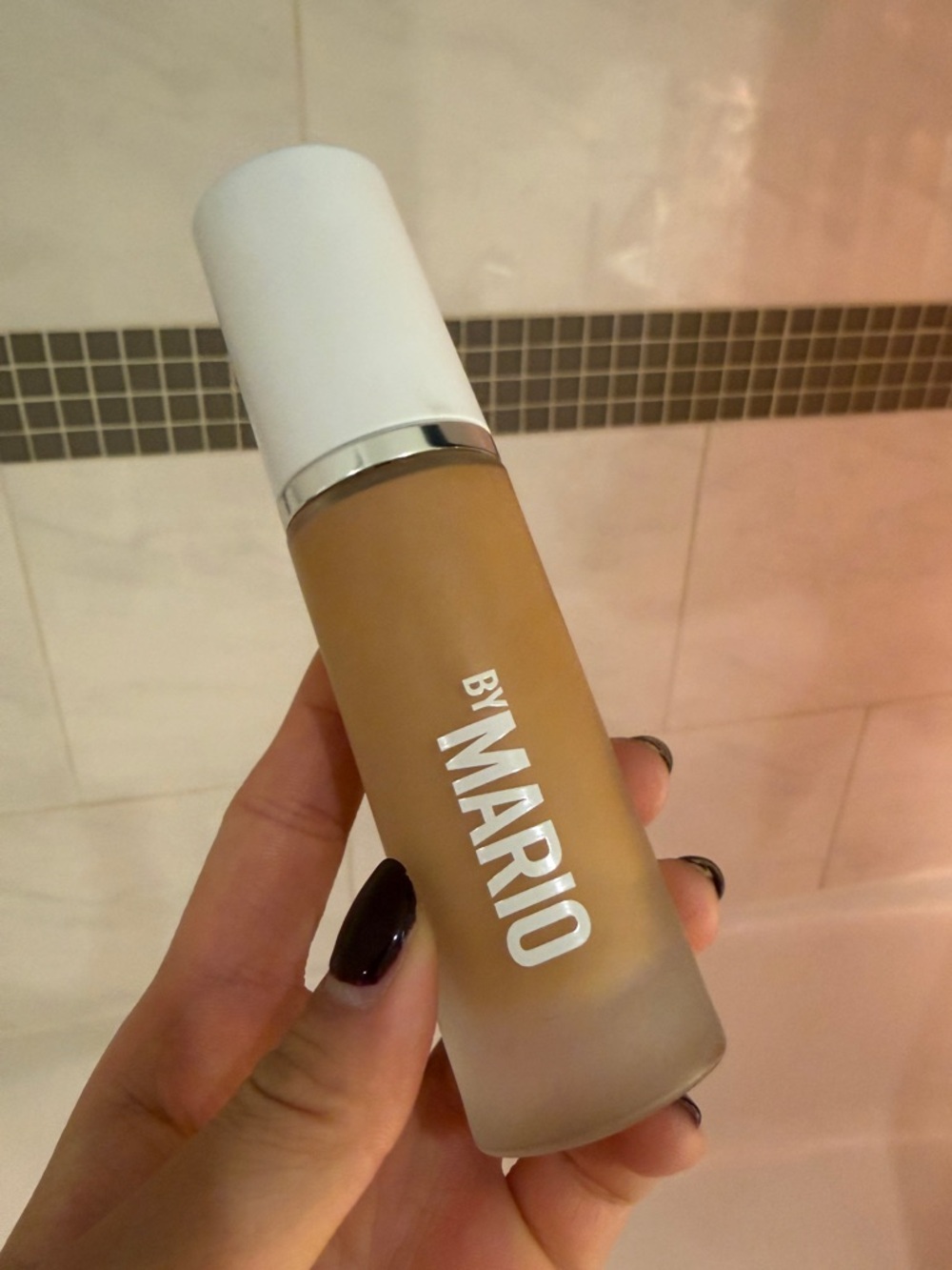 Makeup By Mario surreal skin Liquid Foundation - natural finish 9W